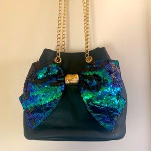 EUC Betsey Johnson Rare Mermaid Bow Bucket Bag